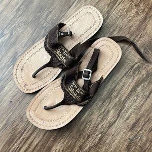 El Salvador sandals
